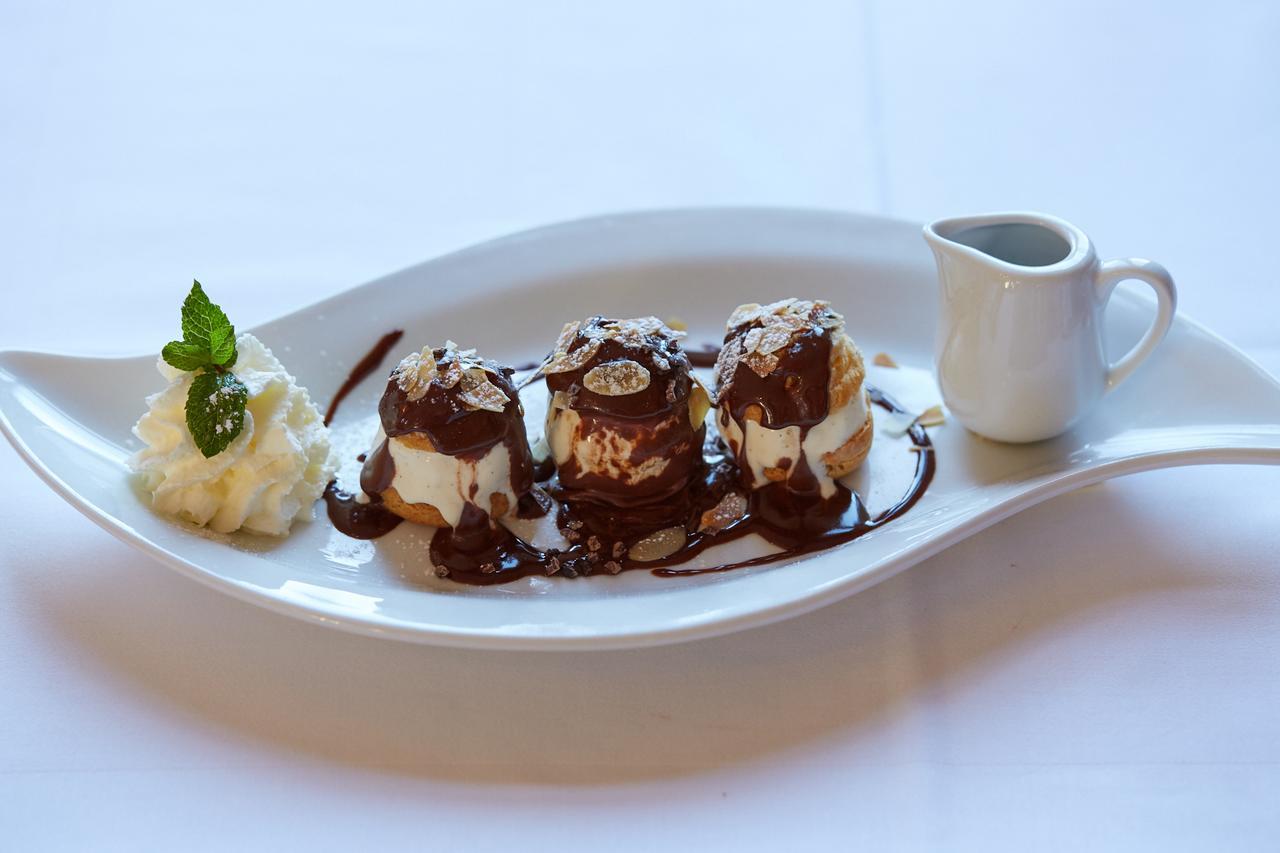 Hotel Brasserie Au Violon Basel Ngoại thất bức ảnh