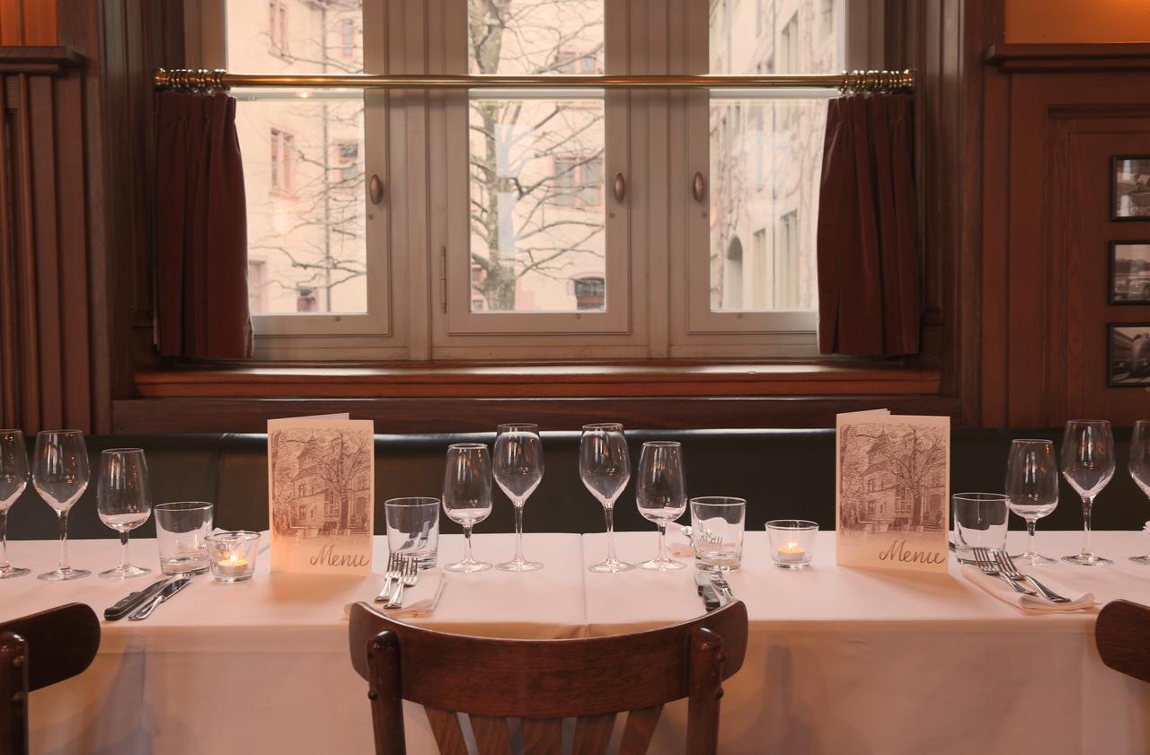 Hotel Brasserie Au Violon Basel Ngoại thất bức ảnh
