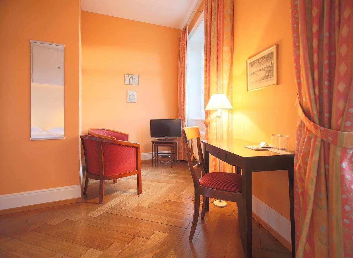 Hotel Brasserie Au Violon Basel Ngoại thất bức ảnh